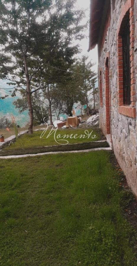 Guesthouse Freskia เธทธ์ ภายนอก รูปภาพ